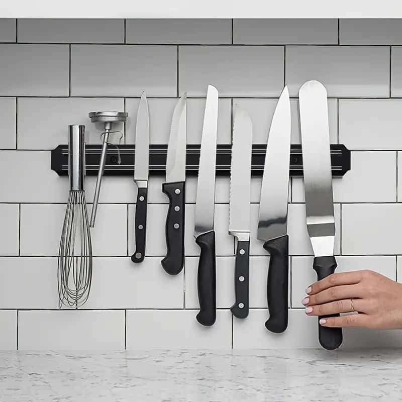 Wall-Mounted Magnetic Knife Holder (33cm long) 1