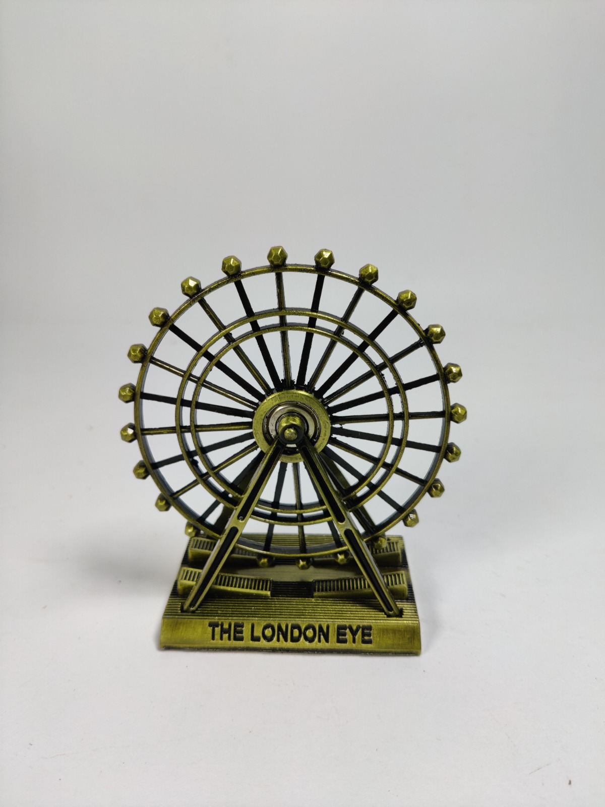 Creative Metallic London Eye Wheel Ornament (Rotating wheel) buy online in Pakistan