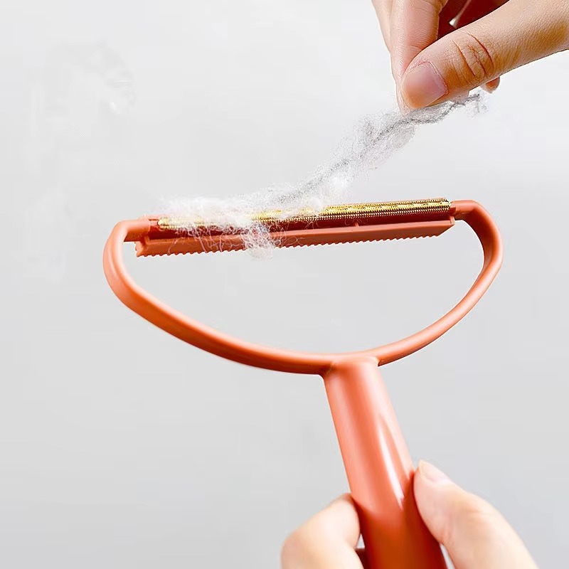 Portable Lint Remover Clothes Fuzz Shaver (Random Color) buy online in Pakistan