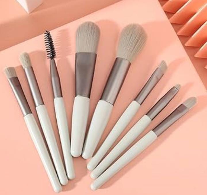 8 Pieces Cute Mini Brushes Pack  (random color) buy online in Pakistan