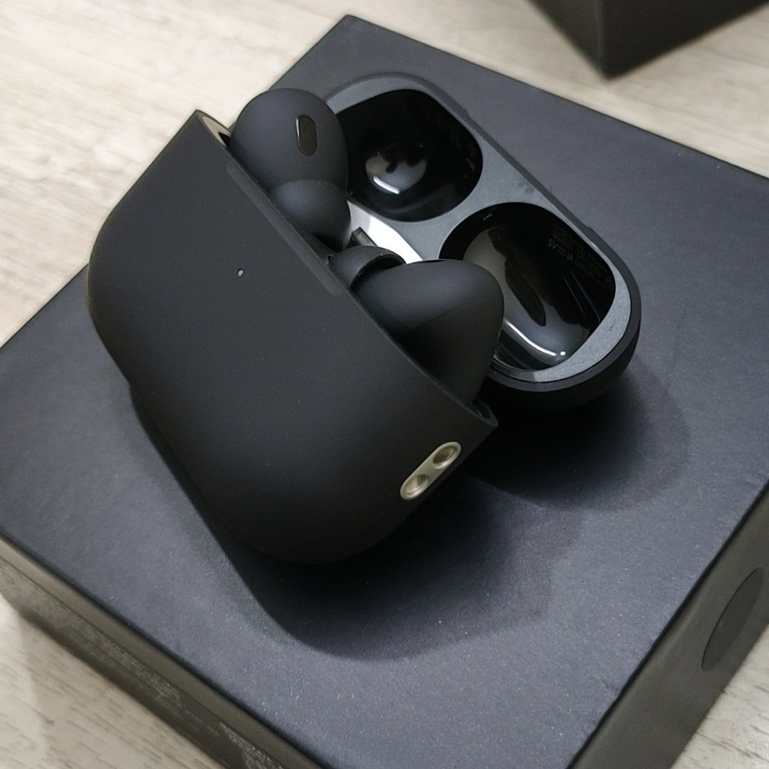 AirPods Pro | Experience the Best Sound Quality and Noise Cancellation Latest Earbuds buy online in Pakistan