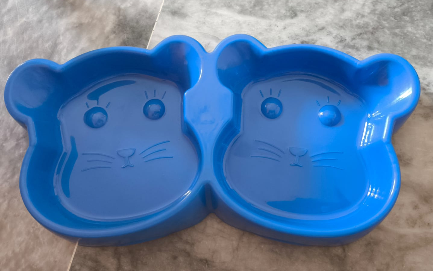 Cat Shaped Double Food Bowl for Pets – Plastic Random Color thumbnail 2