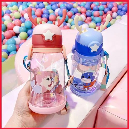 Reindeer Thorn Shape Water Bottle For Kids (600ML) (random color) view 4