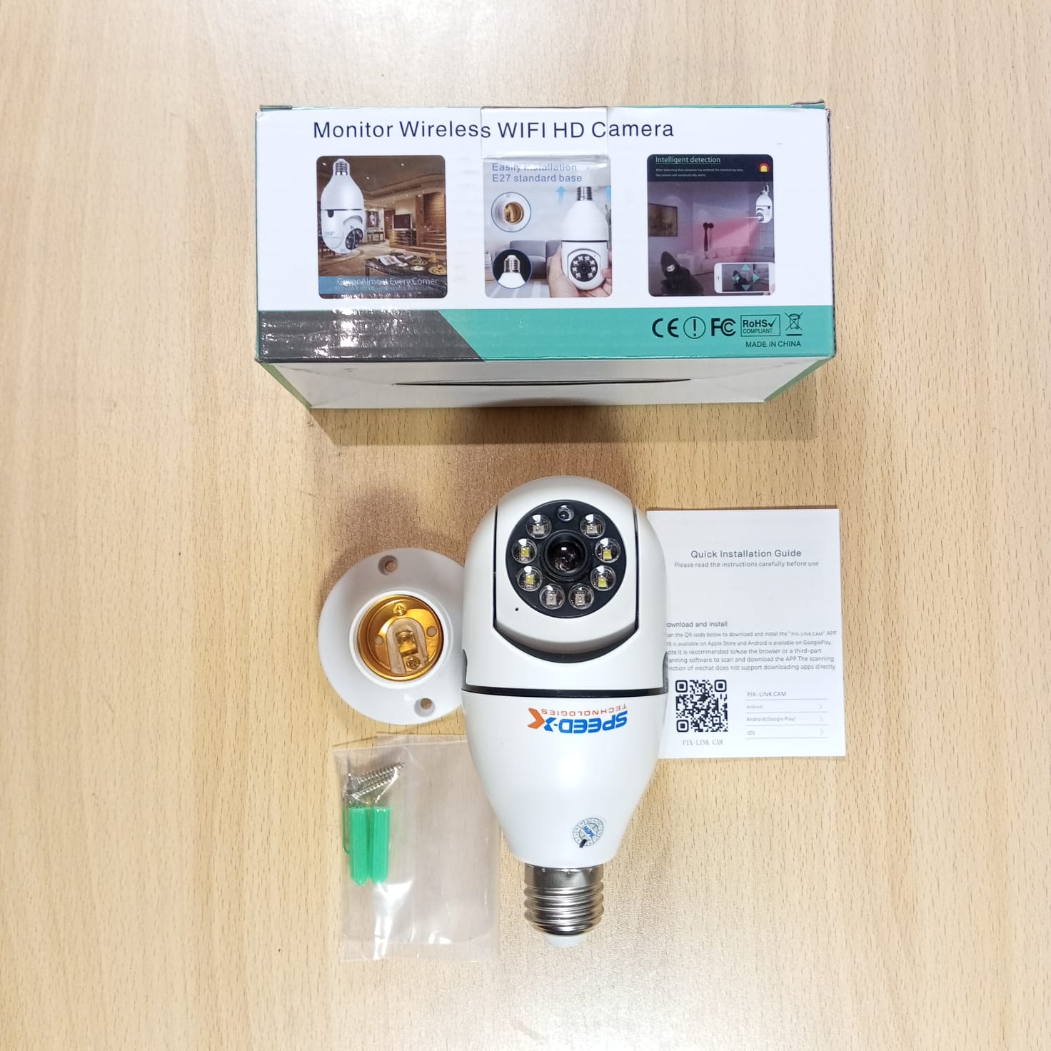 Speed-X Bulb camera 1080p Wifi 360 Degree Panoramic Night Vision Two-Way Audio Motion Detection With V380 APP view 4