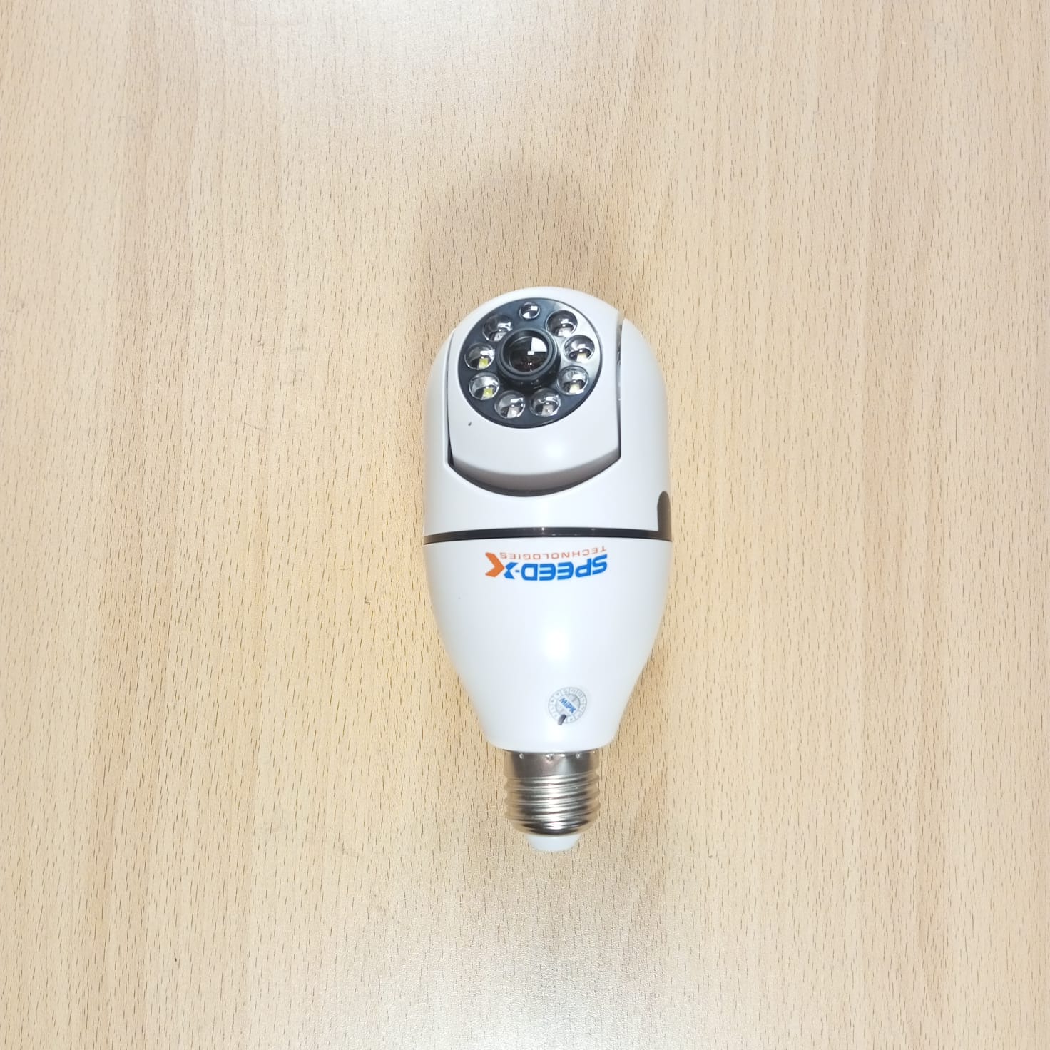 Speed-X Bulb camera 1080p Wifi 360 Degree Panoramic Night Vision Two-Way Audio Motion Detection With V380 APP view 5