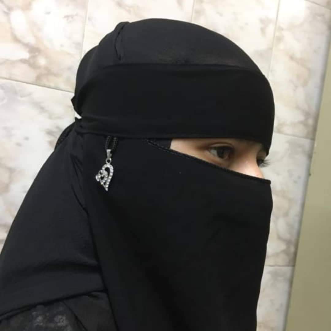 Chiffon Saudi Locket Niqab – Premium A1 Quality Black Face Veil (Black) (Random Locket ) buy online in Pakistan