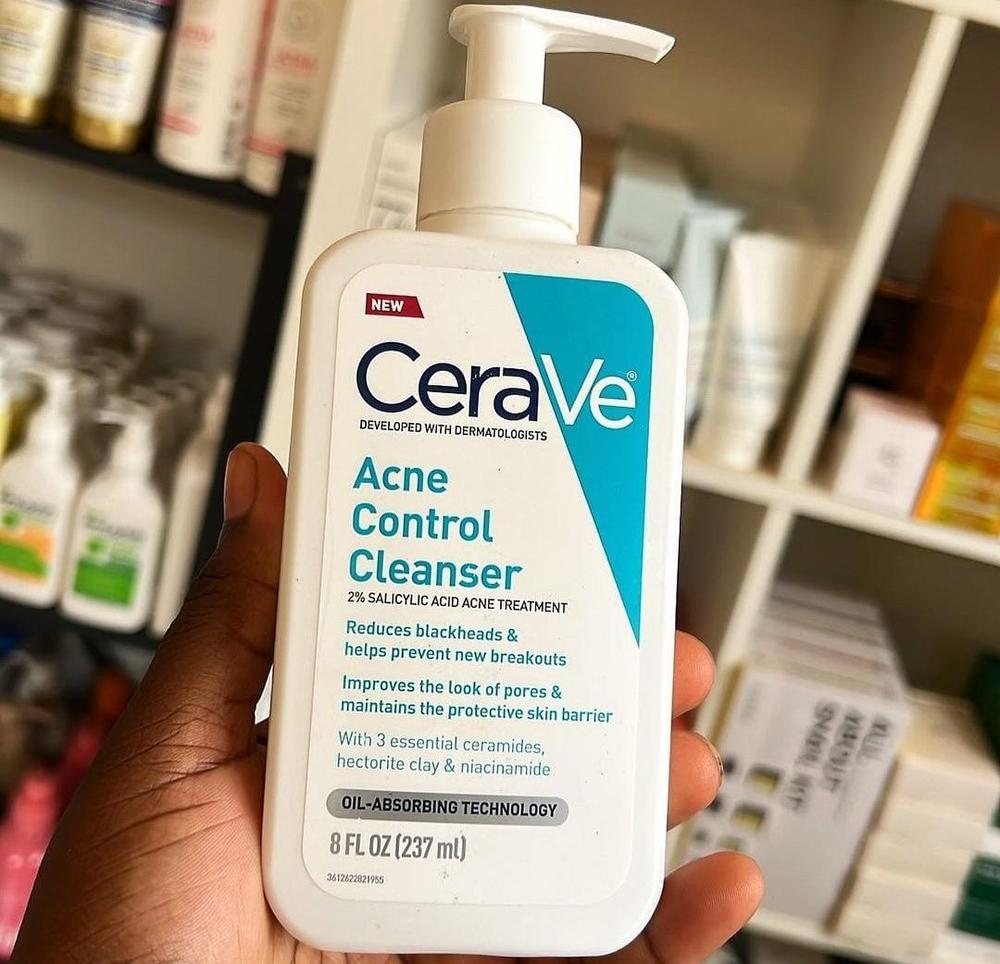 CeraVe Acne Control Cleanser that Reduce Black Head - 237Ml thumbnail 3