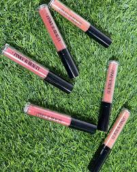 7 in 1 MakeUp Deal - 7pc Make-up Brush, Primer,  Lip pencil, Mascara, Lipgloss, LipPen, Liquid Foundation (Random) buy online in Pakistan