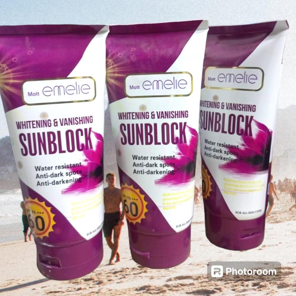 Emelie Whitening & Vanishing Sunblock SPF60 (150ml) view 3
