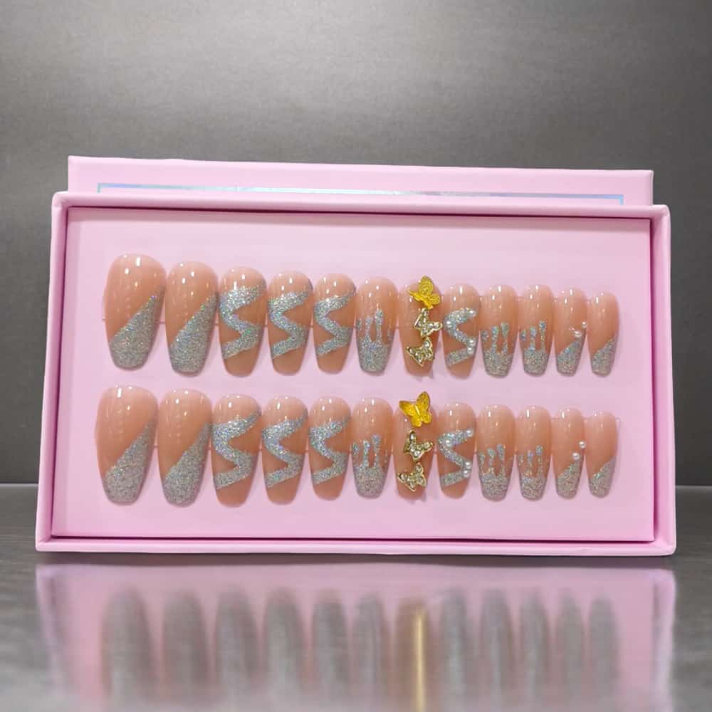 24Pcs O.TWO.O  Nails with accessories buy online in Pakistan