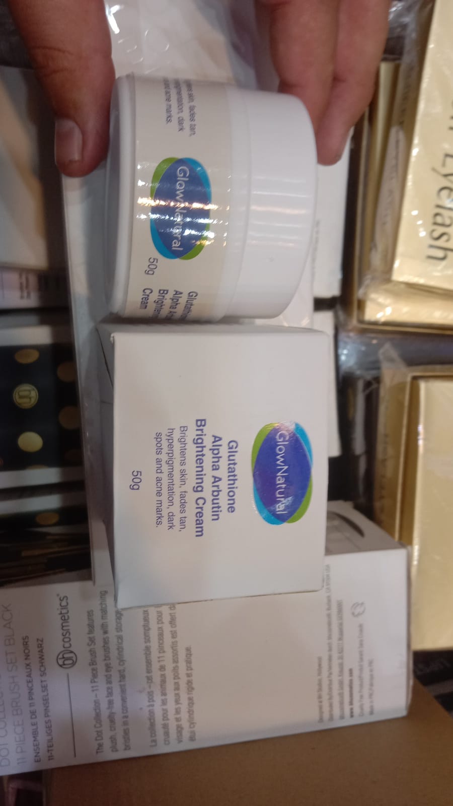 Glow Natural Glutathione and Alpha Arbutin Skin Brightening Cream 50g Advanced Formula for Even Skin Tone, Radiance, and Dark Spot Reduction view 5