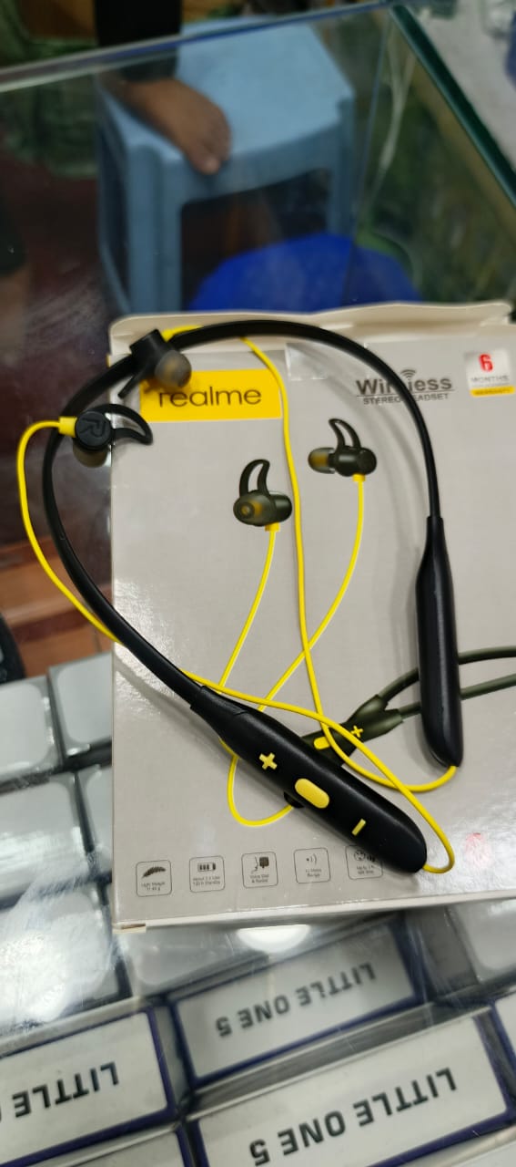 Realme Wireless Stereo Neckband Headset – Bluetooth 5.0 | Deep Bass, Long Battery, Sweatproof Earphones (Copy) thumbnail 2
