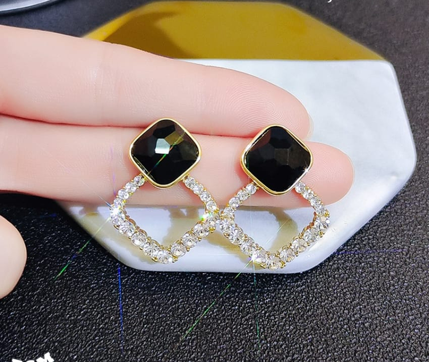 Zircon Korean Black Shiny Earing resin rhombus earrings earrings jewelry fashion for women buy online in Pakistan