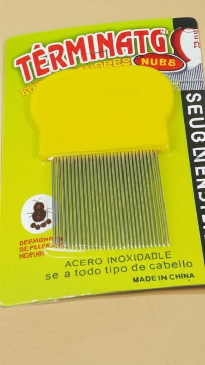Multicolor Anti-Lice Hair Comb with Stainless Steel Micro-Grooved Teeth – Safe and Effective Lice and Nit Removal Comb | Reusable and Suitable for All Hair Types | Compact Size 9cm x 4cm (Random Color) view 4