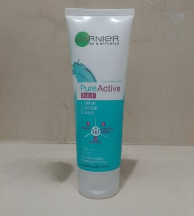 Garnier 3 in 1 Pure Active Face Wash – 100ml Liquid Cleanser for All Skin Types, Deep Cleansing and Refreshing Skincare buy online in Pakistan