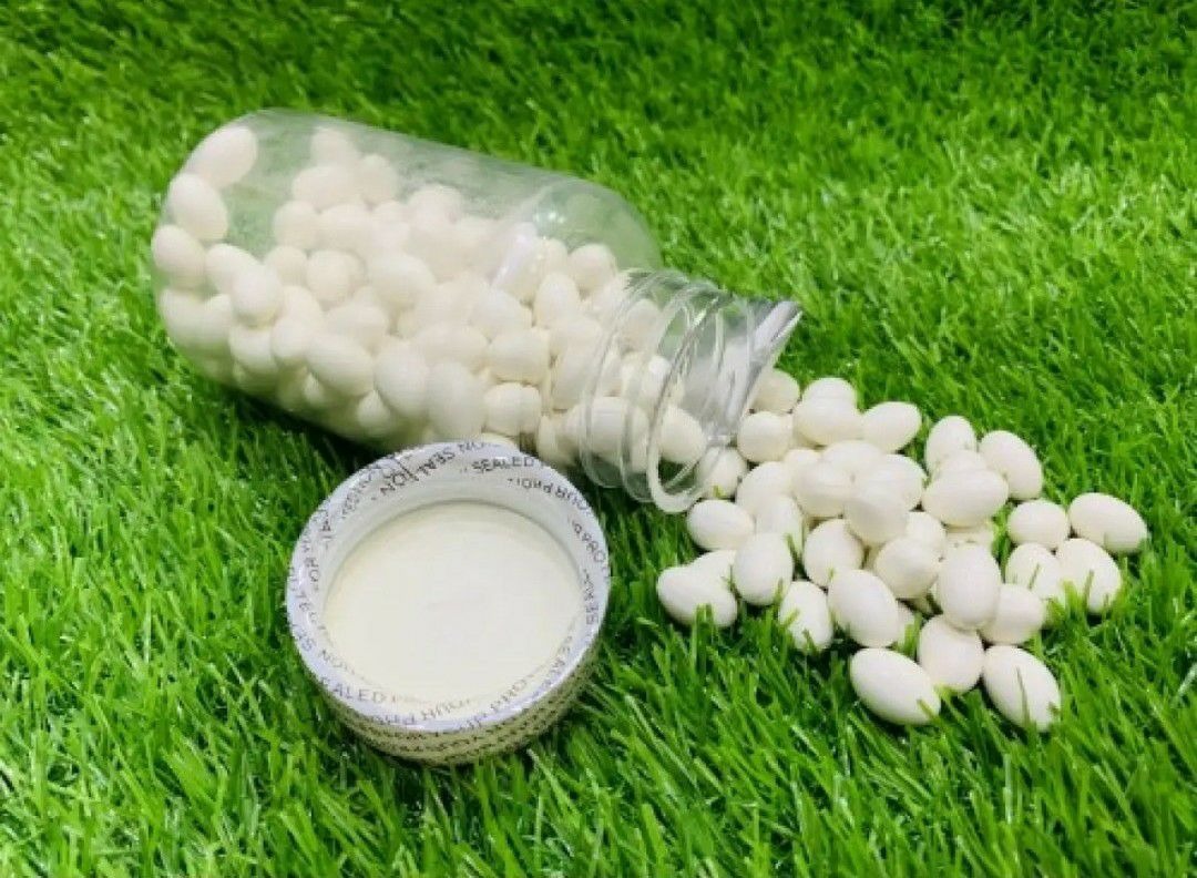 100 Pcs Jar Of Vitamin E Whitening Capsules for Brighter, Radiant Skin - Skin Whitening & Brightening Capsules with...