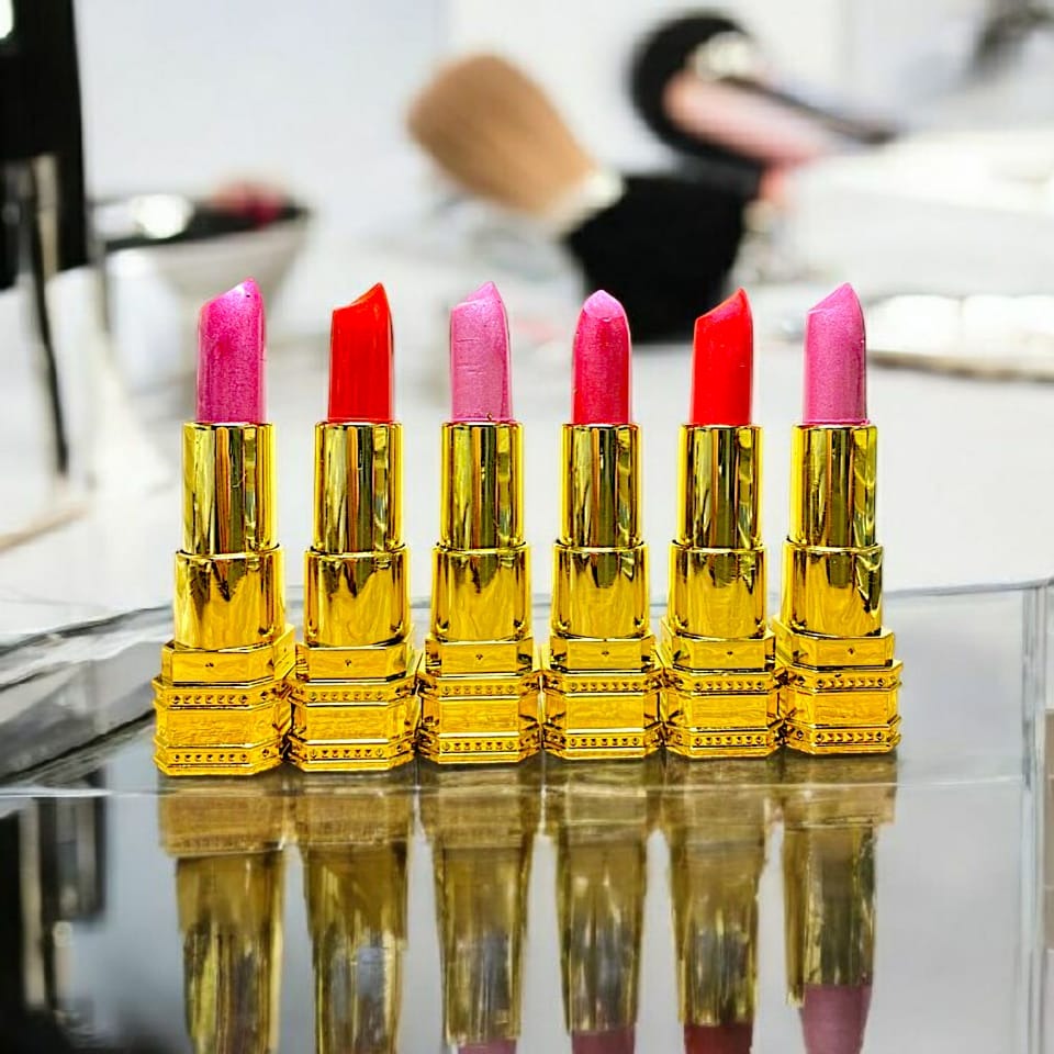 Matte Velvet Lipstick Set Of 6 – Richly Pigmented Shades Of Pink With Soft, Creamy Texture And Long-Lasting Wear For Elegant And Bold Lips buy online in Pakistan