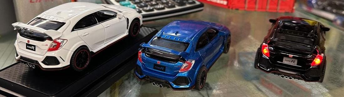 Honda Civic Type-R Racer Die-Cast Model Car | 6-Inch Alloy Toy Car with Sensor Touch (Random Color) view 4