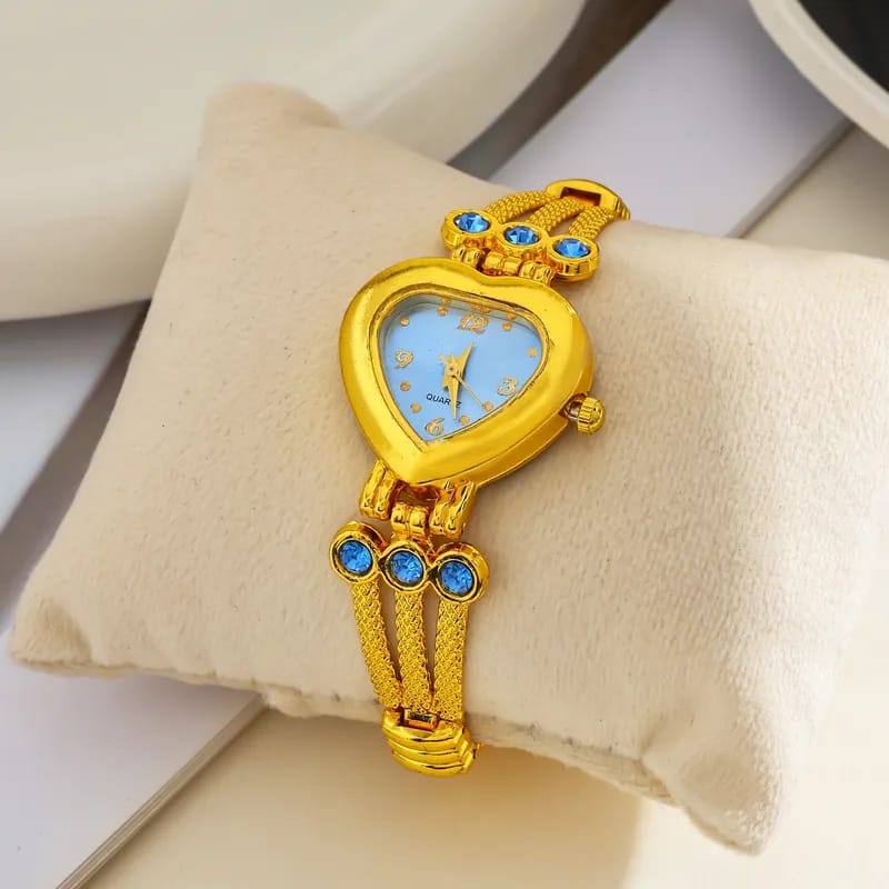 Single Folding Buckle Alloy Strap Quartz Watch | Stylish Analog Wristwatch with Durable Metal Band | Elegant Daily Wear Timepiece