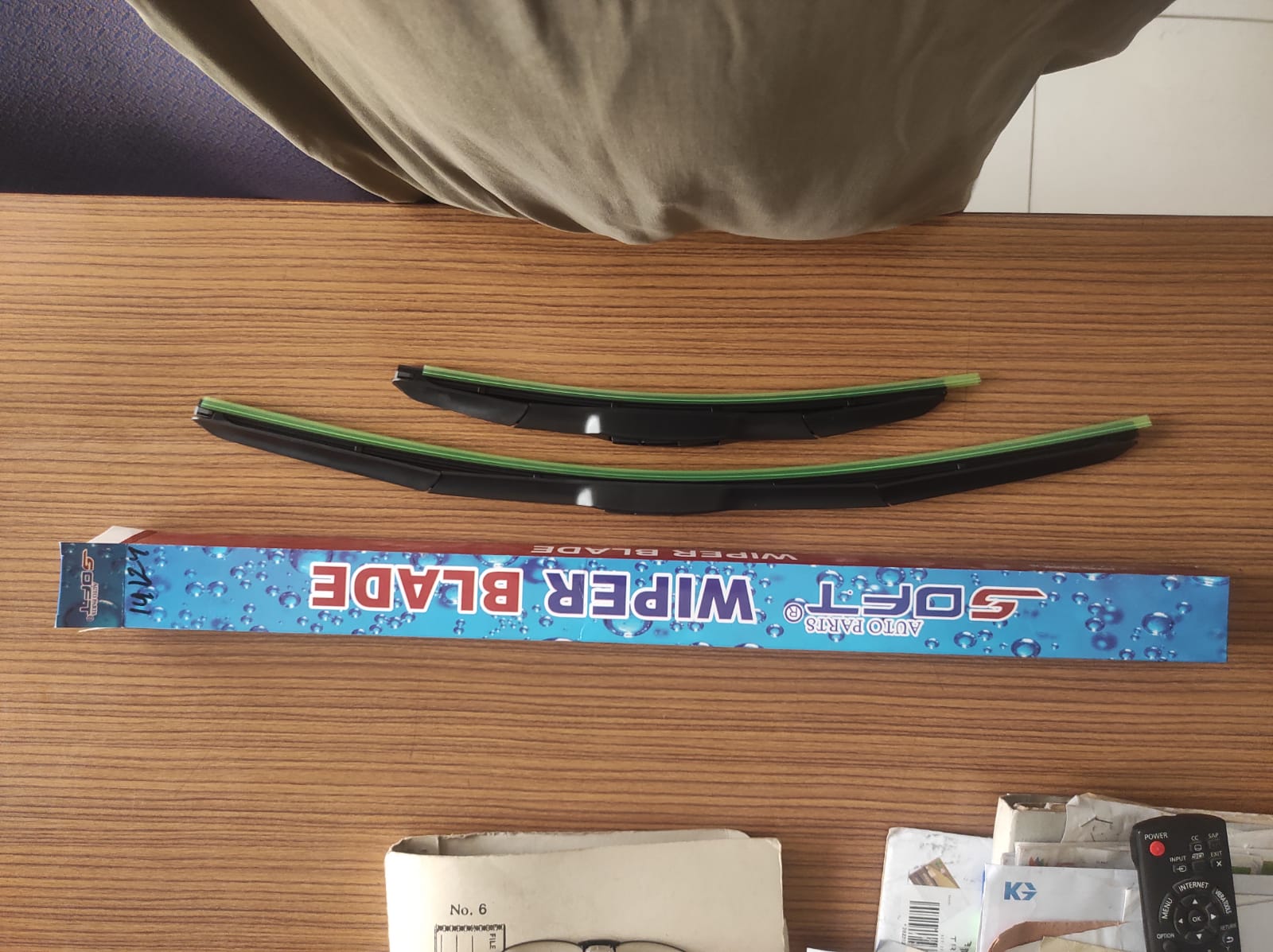 Tri-Stage Windshield Wiper Pair Blades for All Brand Cars, Honda City, Honda Civic, Toyota Corolla, Suzuki Swift, Suzuki Cultus, Suzuki Alto, All models view 5