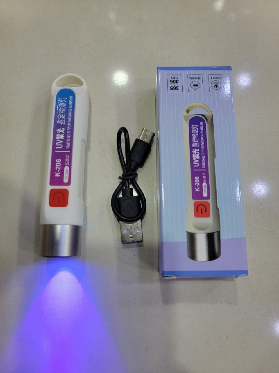 Handheld LED UV Money Currency Detector for Fake Note and Checker for Counterfeit Fake Banknotes thumbnail 5