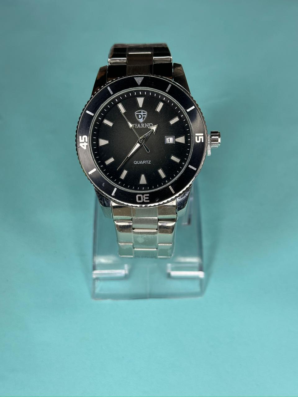 Premium Men's Stainless Steel Quartz Watch - Buy Online in Pakistan at Zenbu Store (Image 6)