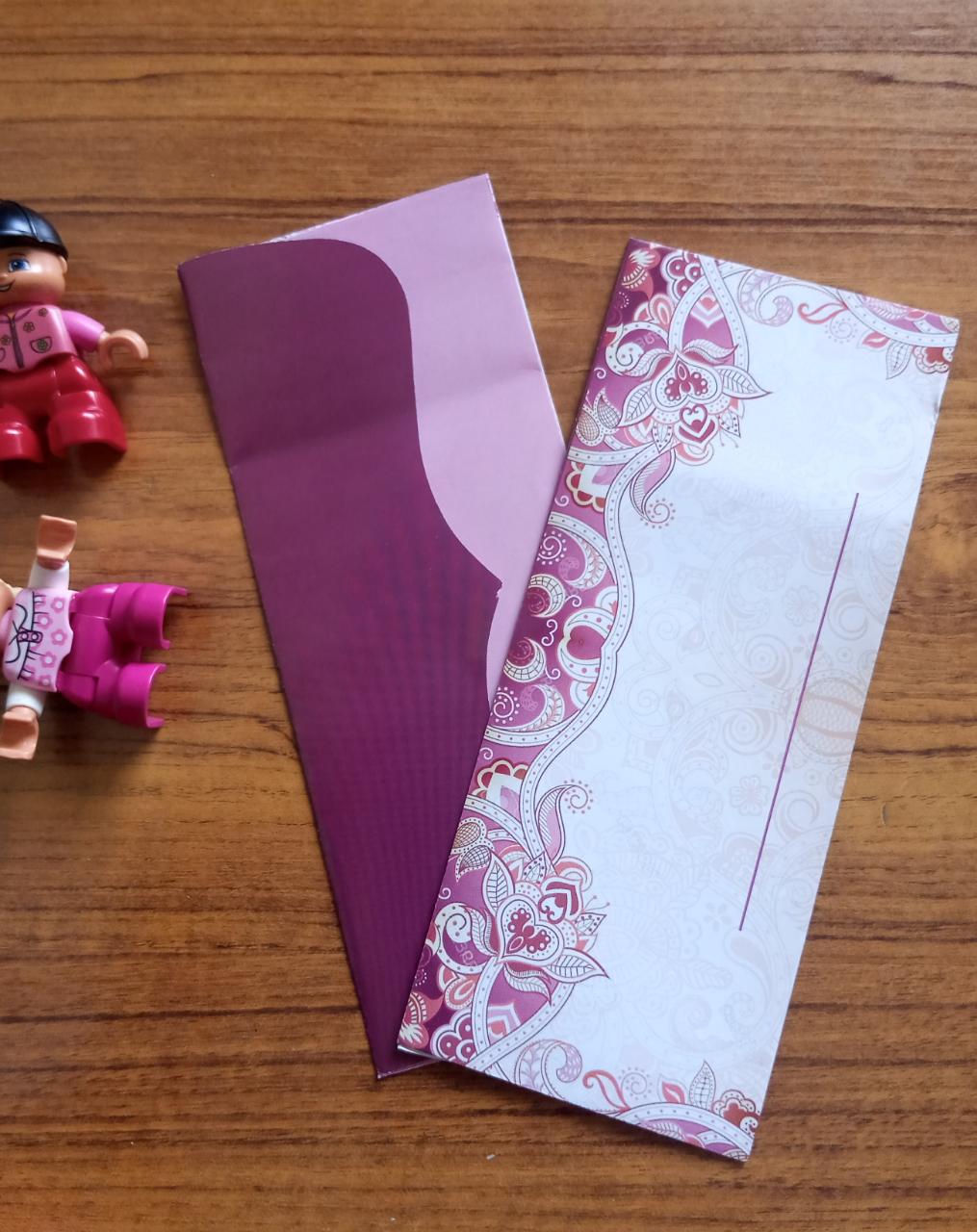 Premium Maroon Paisley Eidi Envelopes for Weddings & Engagements (15 Pieces) – Elegant Card Cash Pack view 2