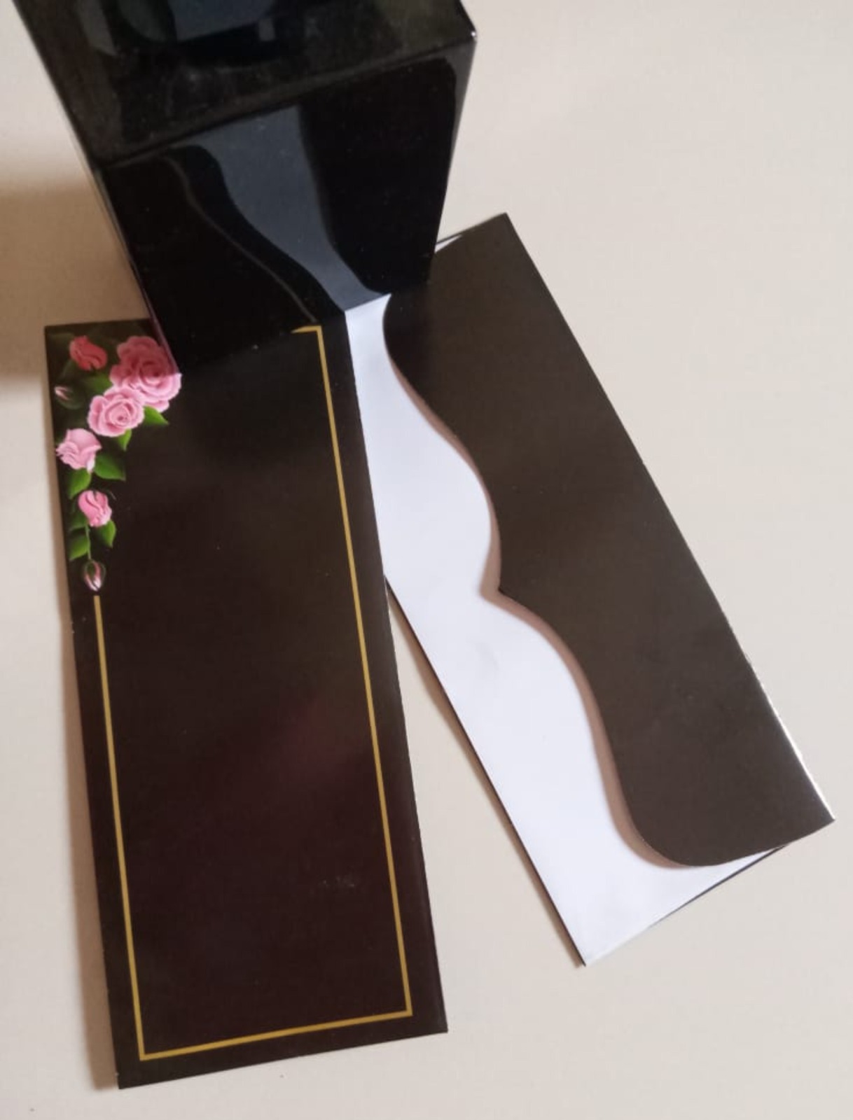 Premium Black Eidi Envelopes for Weddings & Engagements (15 Pieces) – Elegant Floral Card Cash Pack view 3
