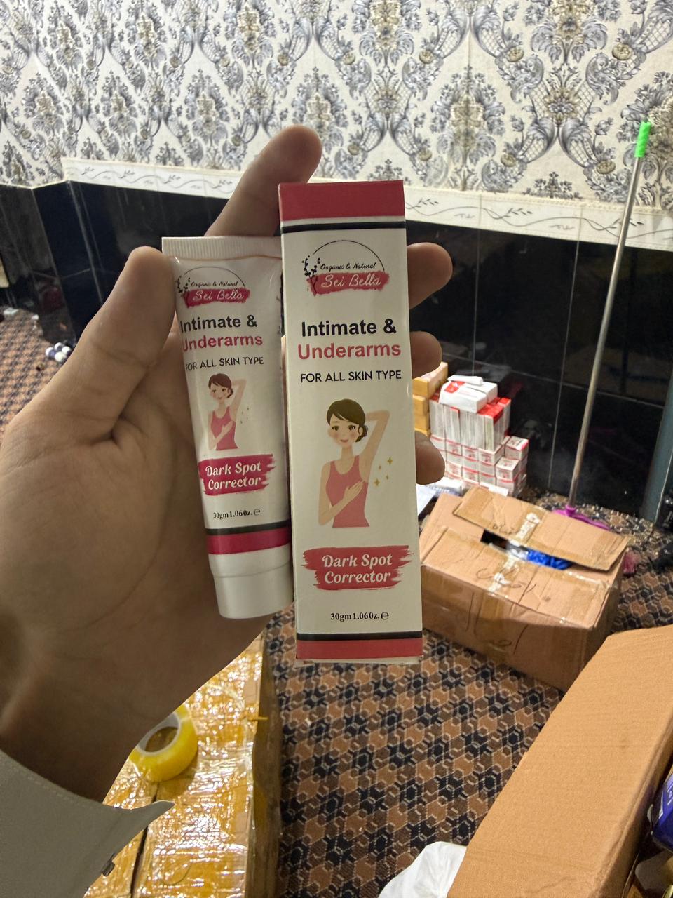 Sei Bella Intimate & Underarms Dark Spot Corrector Cream – Organic & Natural Skin Lightening Cream for All Skin Types - 30g view 4