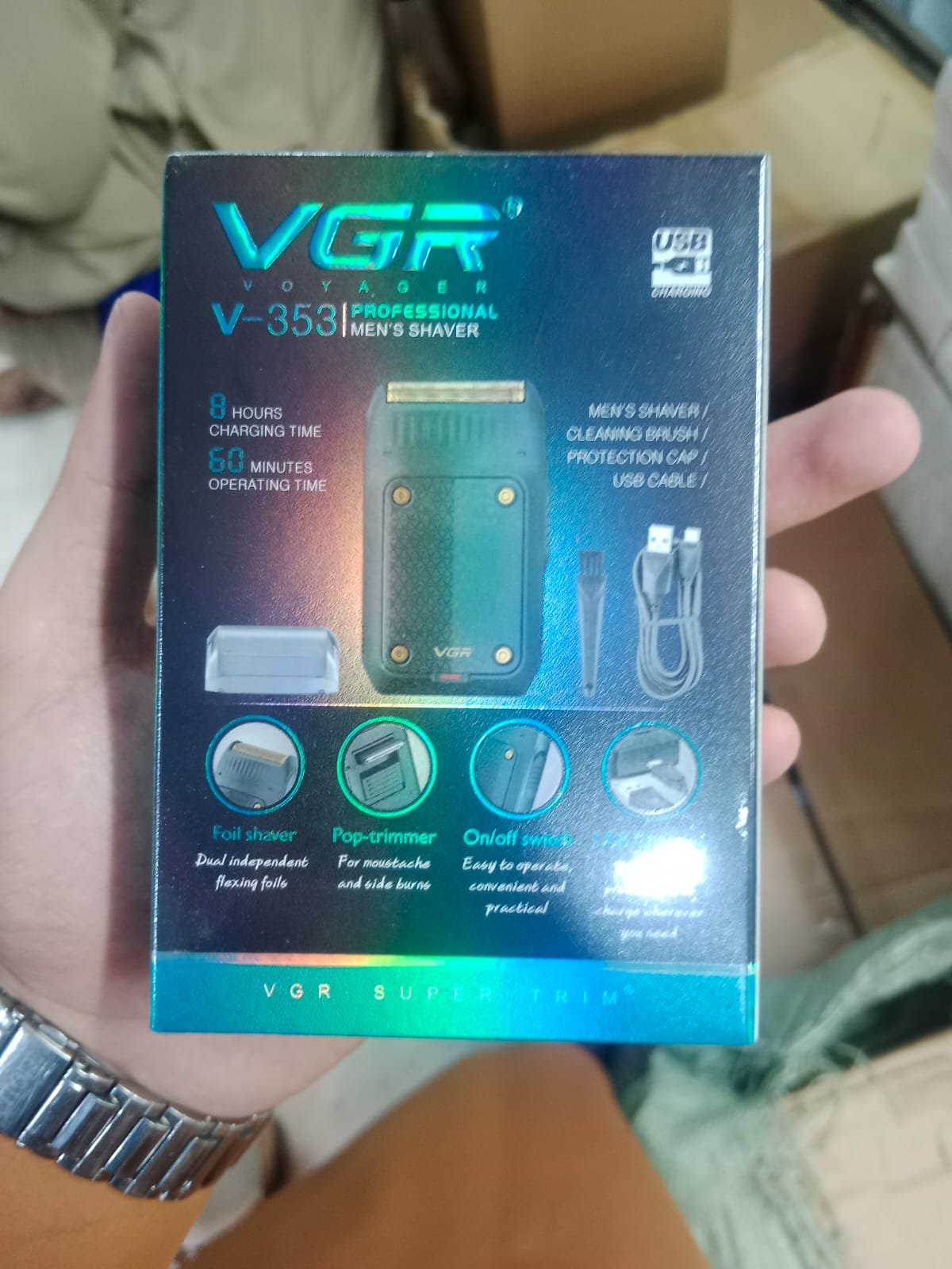 VGR Voyager V-353 Professional Men's Shaver – Portable Dual Foil Shaver with Pop-Up Trimmer thumbnail 5