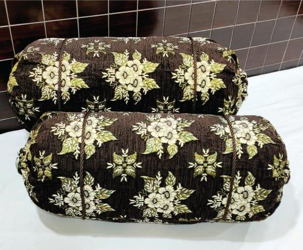 Luxury 2 Piece Soft Velvet Jacquard Gol Pillow Cover Set 36 x 17 Easy Washable Color Fast Brown Floral Design thumbnail 3
