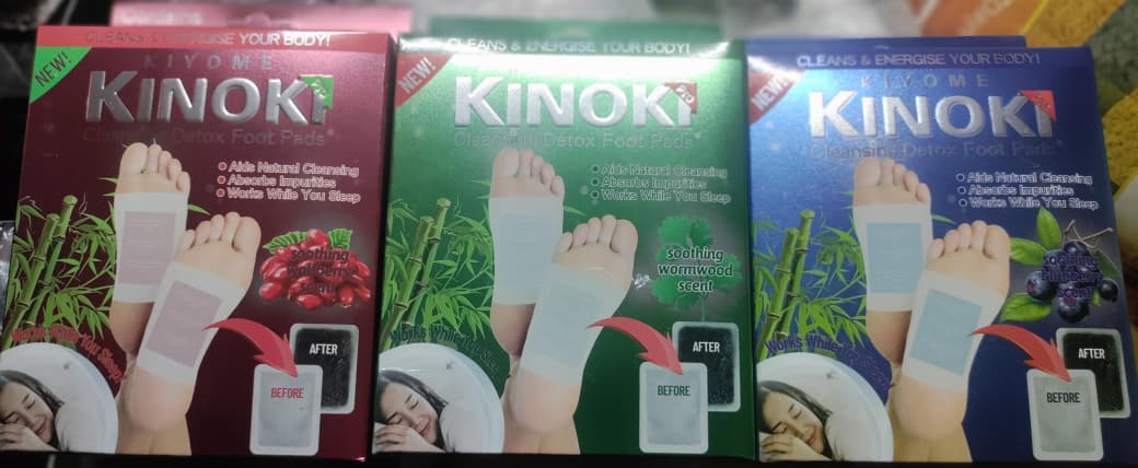 Kiyome Kinoki Detox Foot Pads | Pain-Free Cleansing Pads for Toxin Removal, Stress Relief & Improved Vital Organ Function | Red & Blueberry Variants (Random Variant) view 4