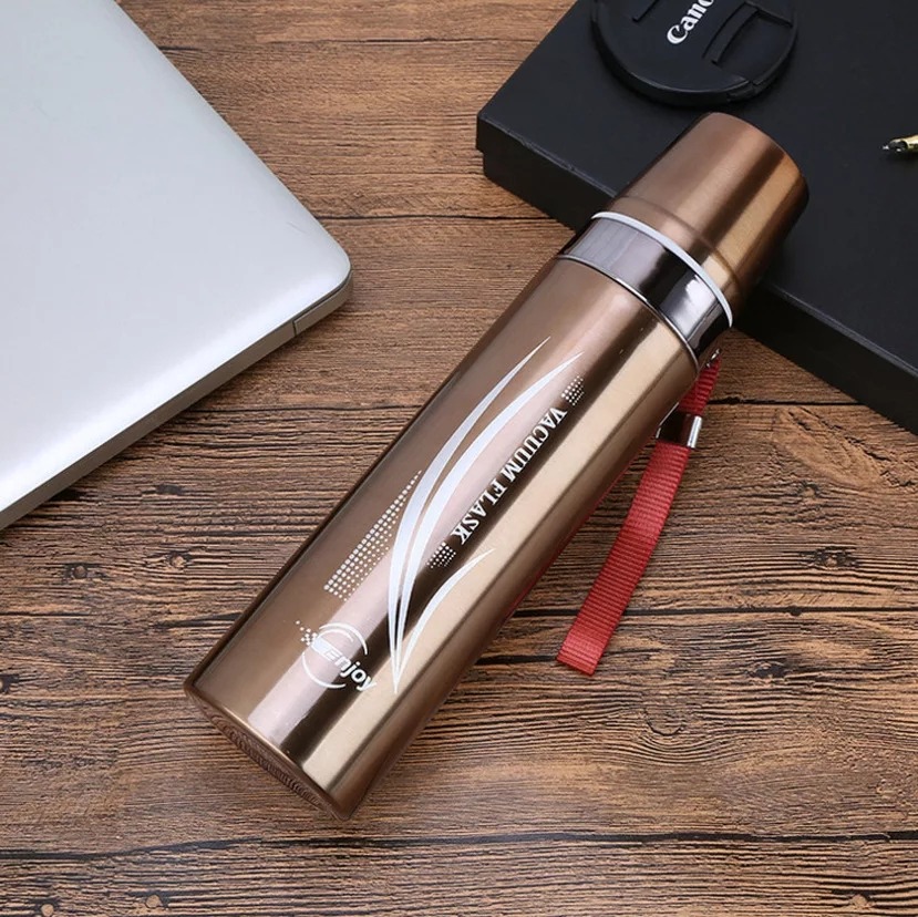 Business Affairs Fashion 750 Ml Stainless Steel Vacuum Flasks - Drinkware Product Designed For Hydration And Daily Beverage Routine (Random Color) view 3