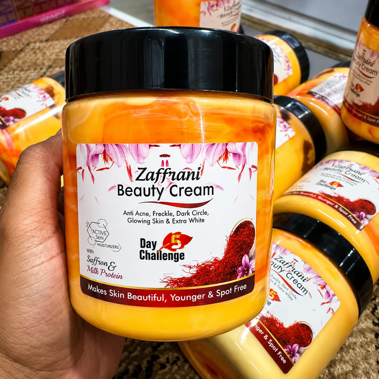 Zafrani Beauty Cream With Saffron & Milk Protein for Skin Care - 500g view 4