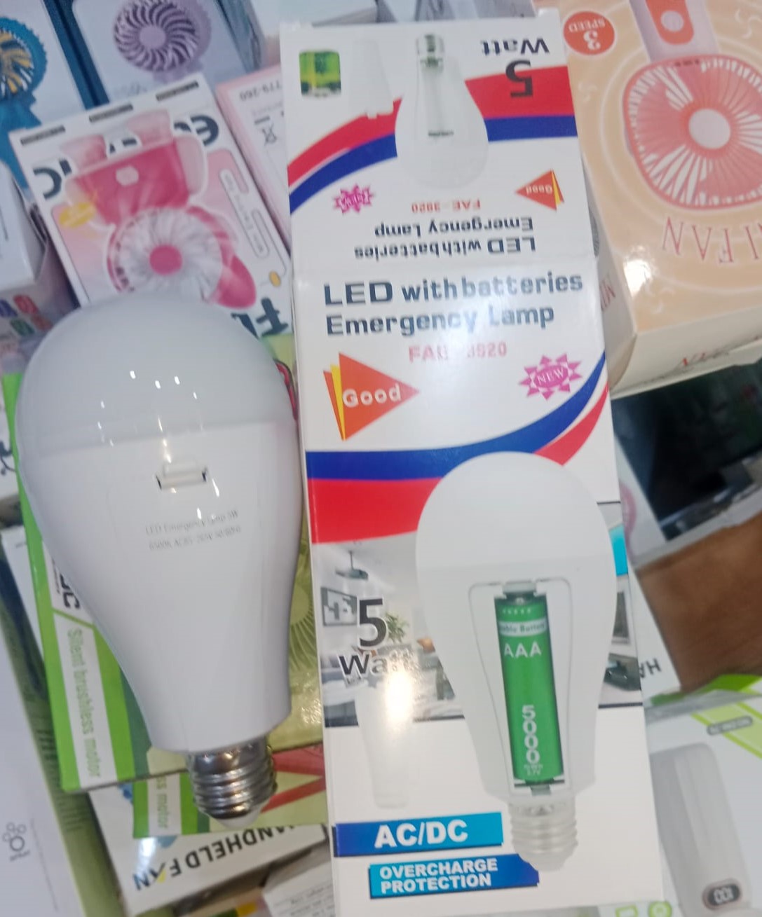 5 Watt - Emergency LED Bulb With Batteries - Lighting Product Designed For Illumination And Daily Lighting Routine view 3
