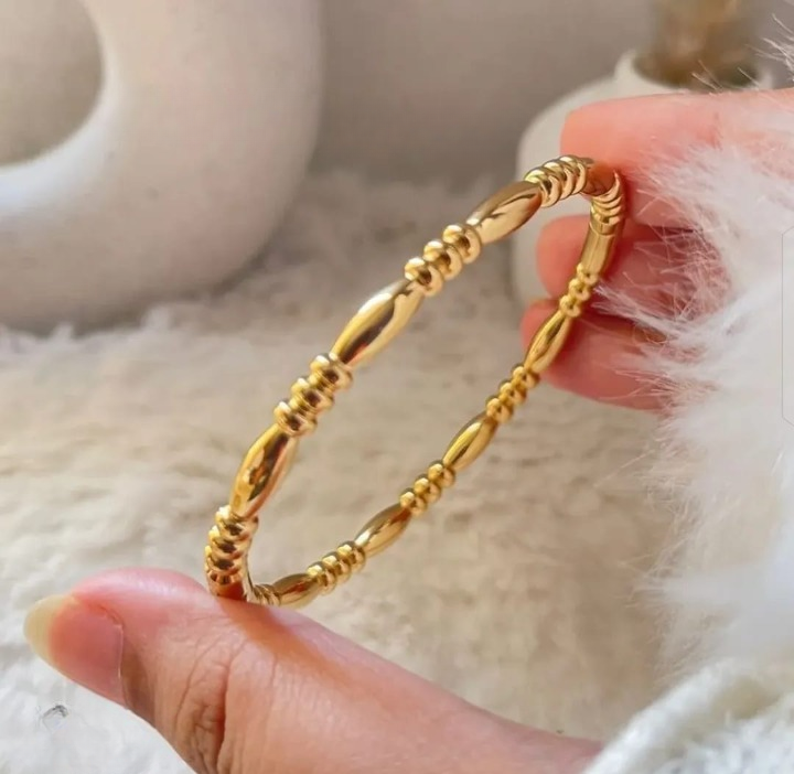 Filled Dots Bambo Korean Bangle - Jewelry Product Designed For Wrist Wear And Daily Ornament Routine (SKU: QRT-202) view 2