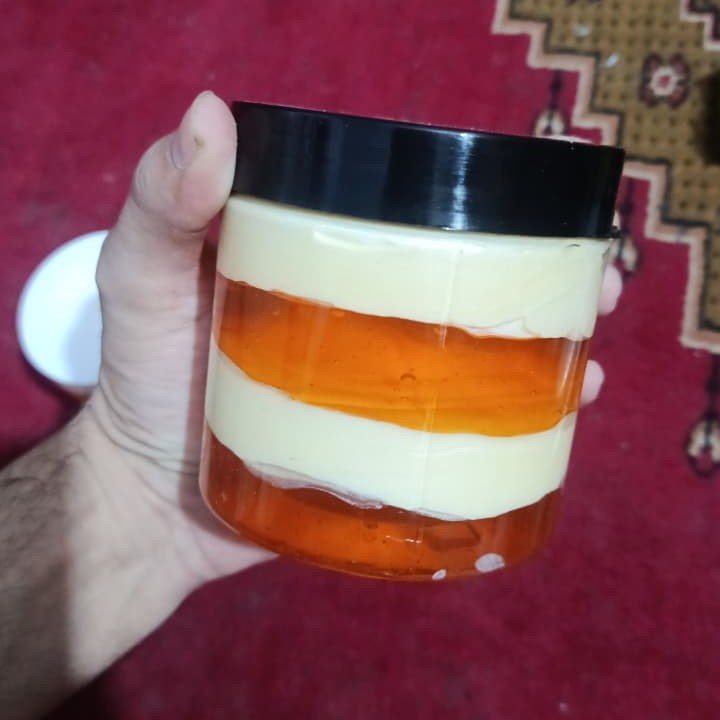 Zafrani Cream - Skincare Product Designed For Skin Care And Daily Skincare Routine view 5