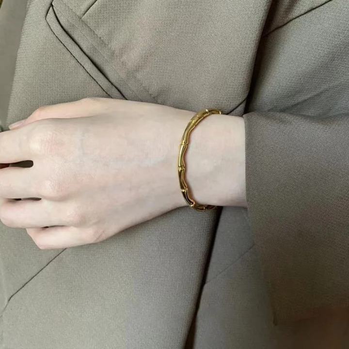 Bamboo Trending Korean Bangle - Jewelry Product Designed For Wrist Wear And Daily Ornament Routine (SKU: QRT-201) view 4