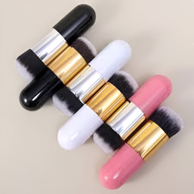 Chubby Pier Foundation Brush Flat Cream Makeup Brushes - Cosmetic Product Designed For Face Care And Daily Makeup Routine (Random Color) thumbnail 3