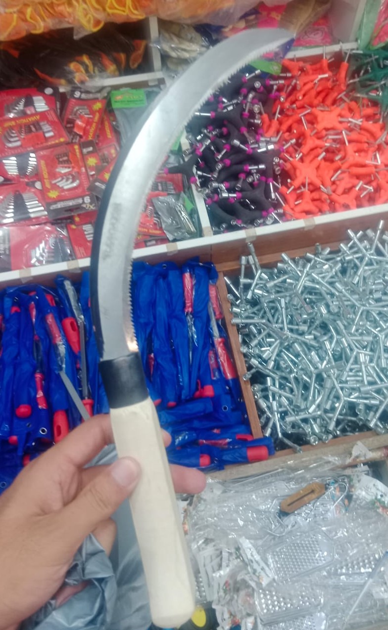 Japanese Serrated Grass Sickle - Tool Product Designed For Cutting And Daily Gardening Routine thumbnail 3