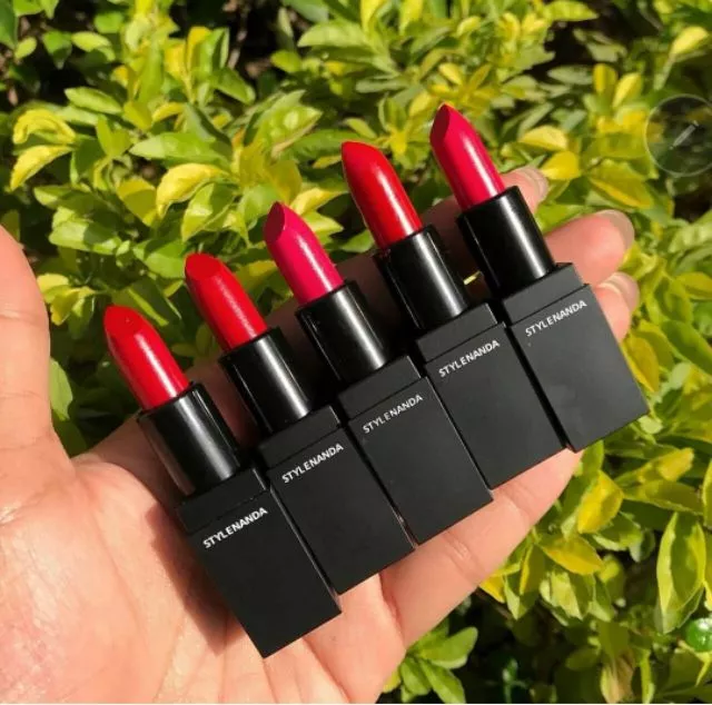 3CE 10-Piece Lipstick And Lip Tint - Cosmetic Product Designed For Lip Makeup And Daily Beauty Routine (Mix Color) thumbnail 2