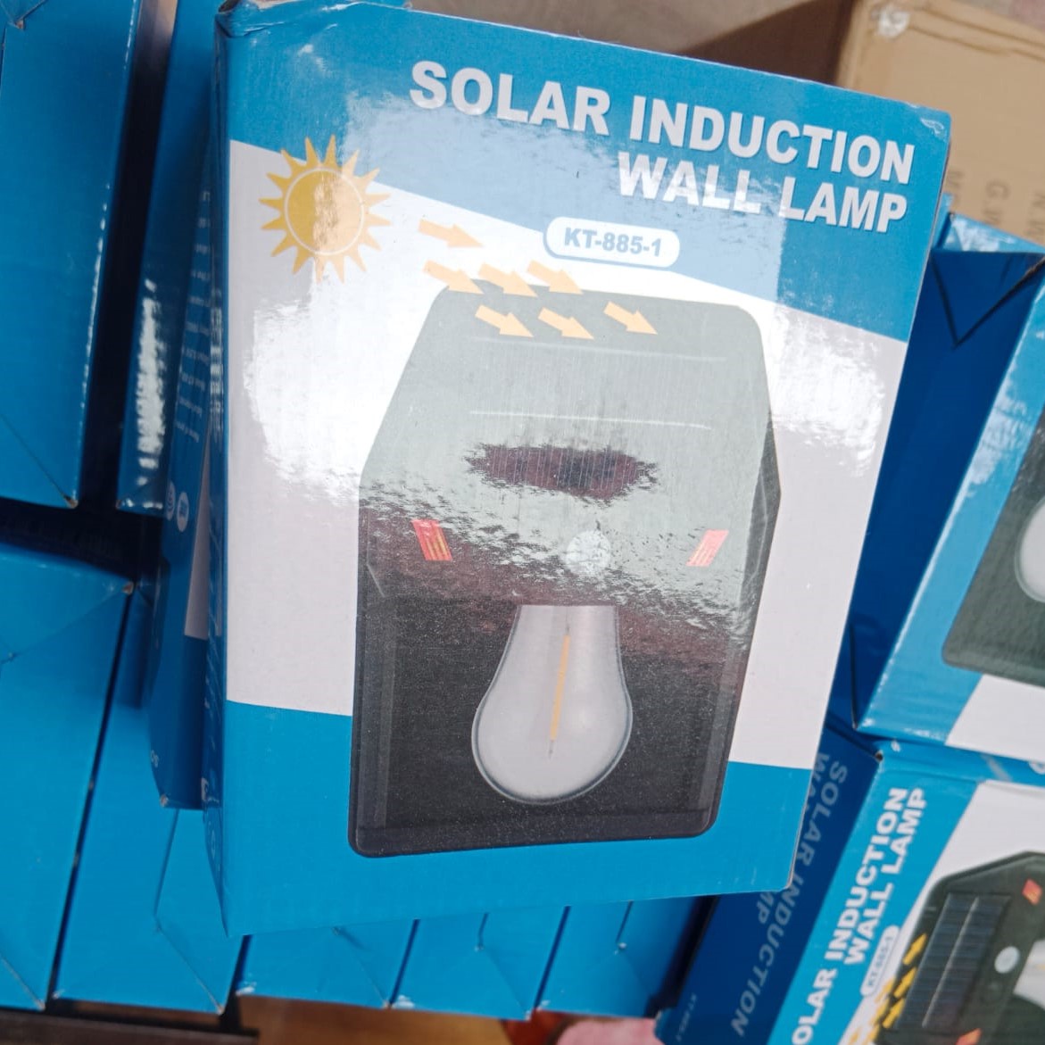 KT-885-1 Solar Induction Wall Lamp - Electronic Product Designed For Lighting And Daily Illumination Routine thumbnail 3