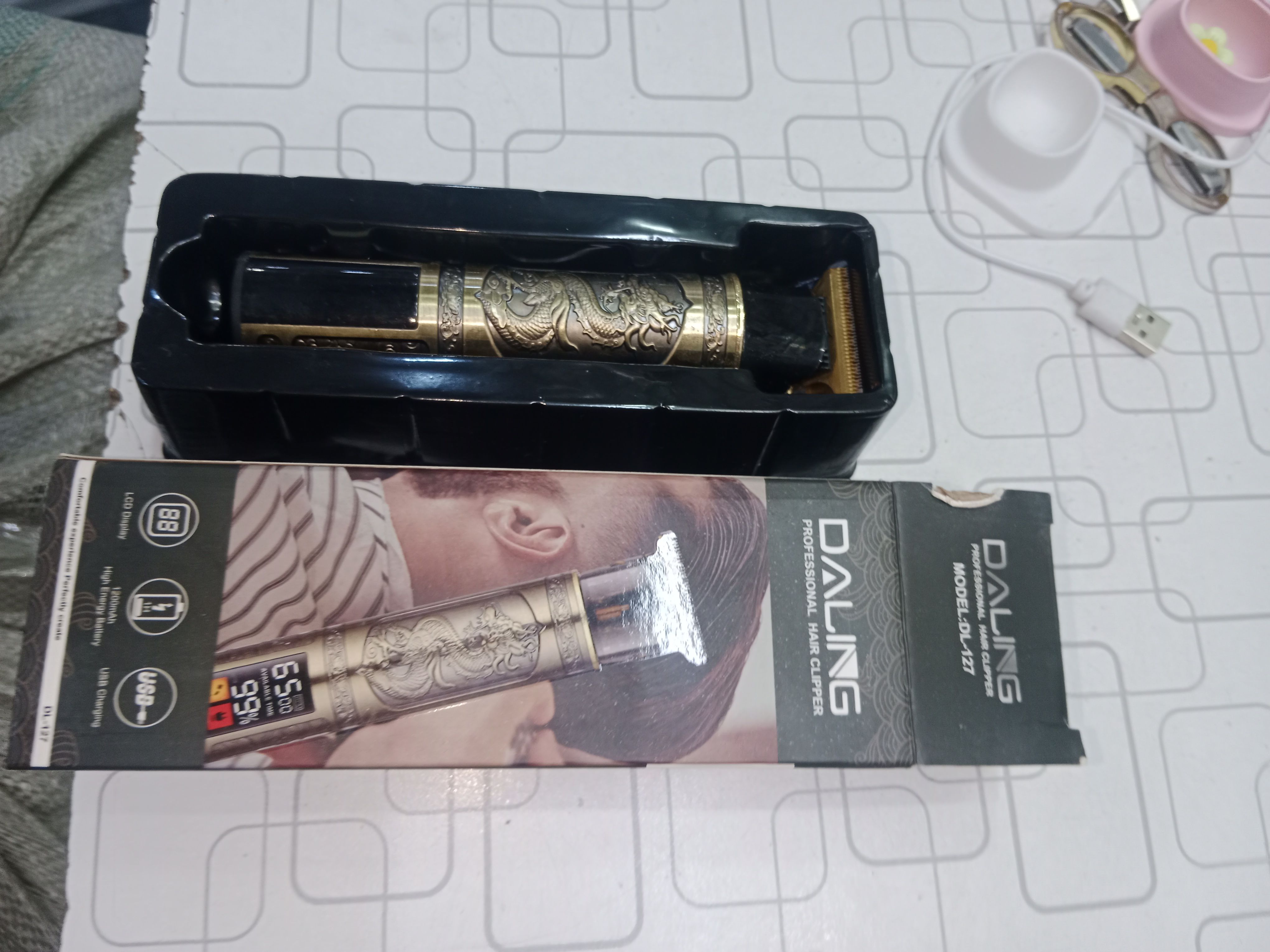 Daling Professional Hair Trimmer DL-127T with LED Display thumbnail 3
