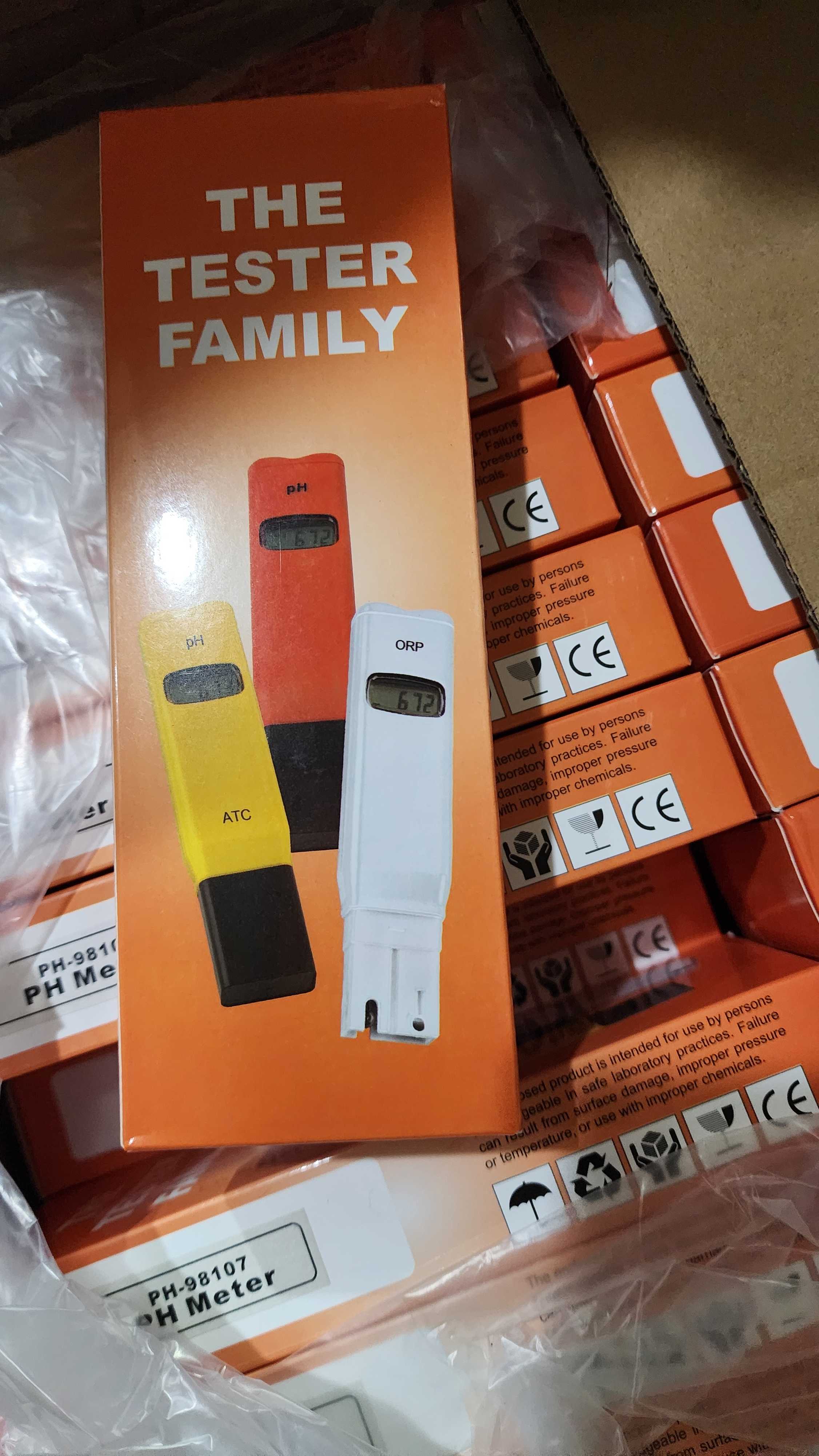 PH-98107 Pocket-Sized Digital pH Meter Tester with Calibration Screwdriver thumbnail 3