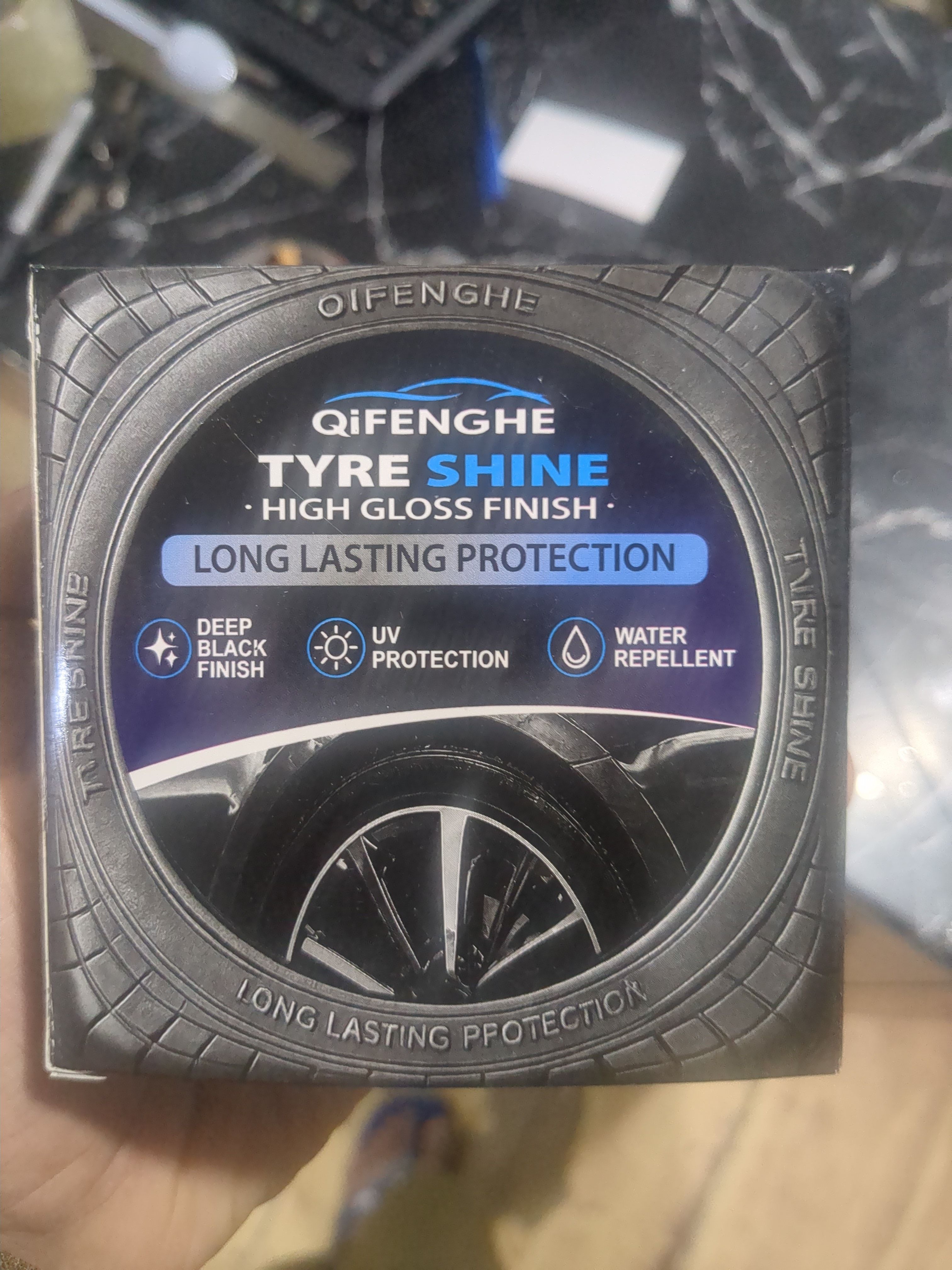 Qifenghe Tyre Shine High Gloss Finish 300G Deep Black UV Protection Water Repellent Practical Choice For Long Lasting Tyre Care thumbnail 3