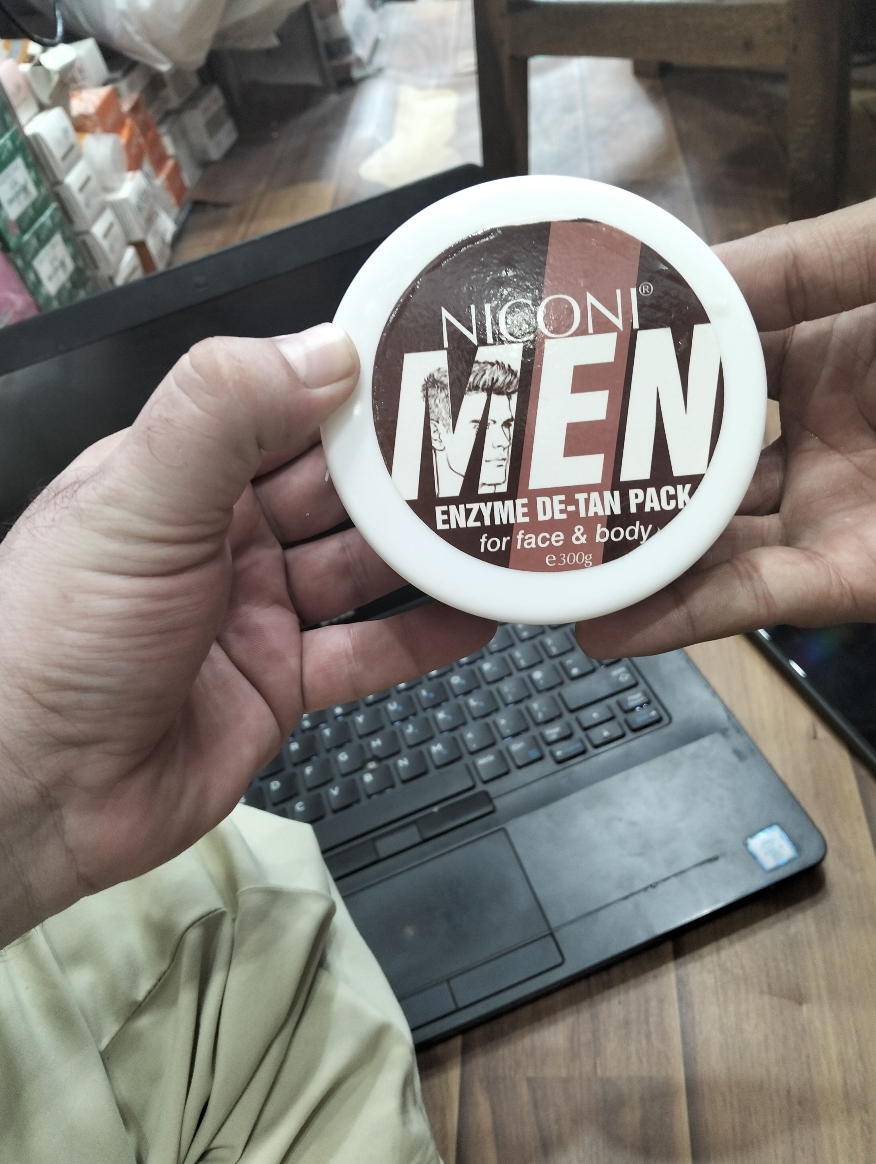 Niconi Men Enzyme De-Tan Pack for Face & Body – 300g thumbnail 3