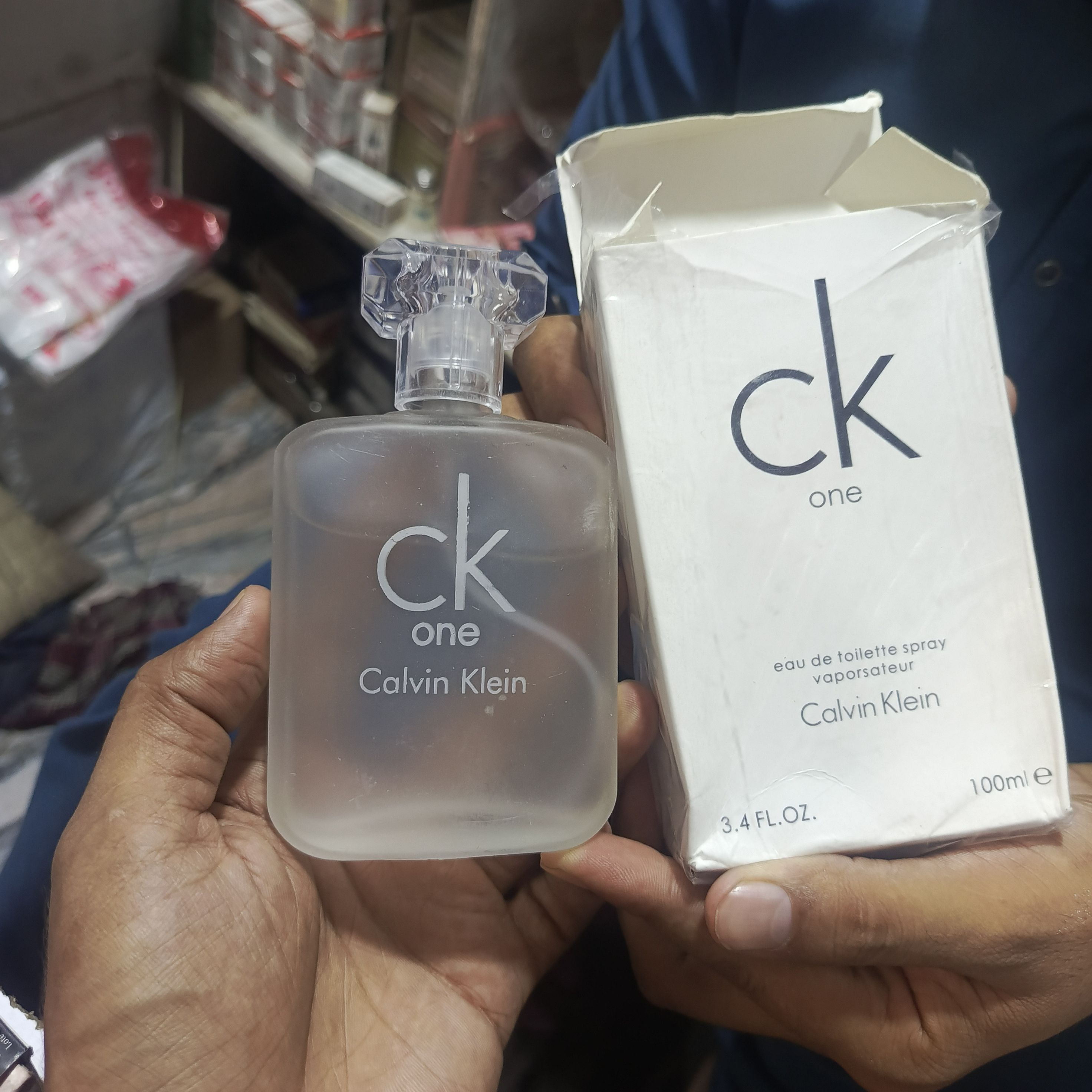Calvin Klein CK One Eau De Toilette Spray Perfume – 100ml / 3.4 FL. OZ. thumbnail 3