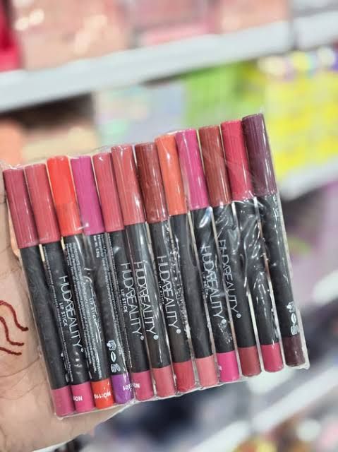 Huda Beauty Lip Pencil Set - 12 Shades thumbnail 3
