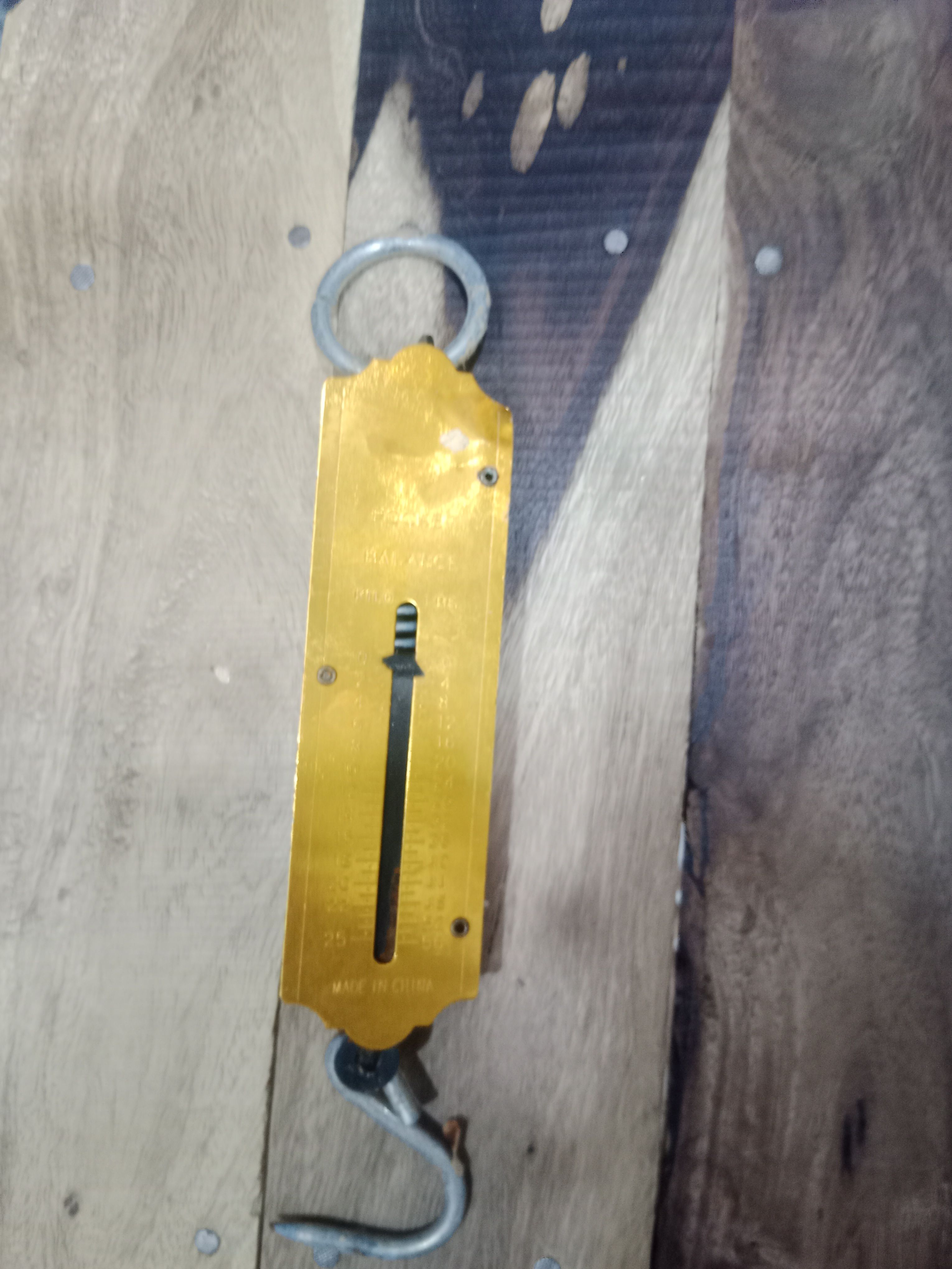 Heavy Duty Mechanical Hanging Scale (50kg Capacity) – Aluminum Body with Steel Hook thumbnail 3