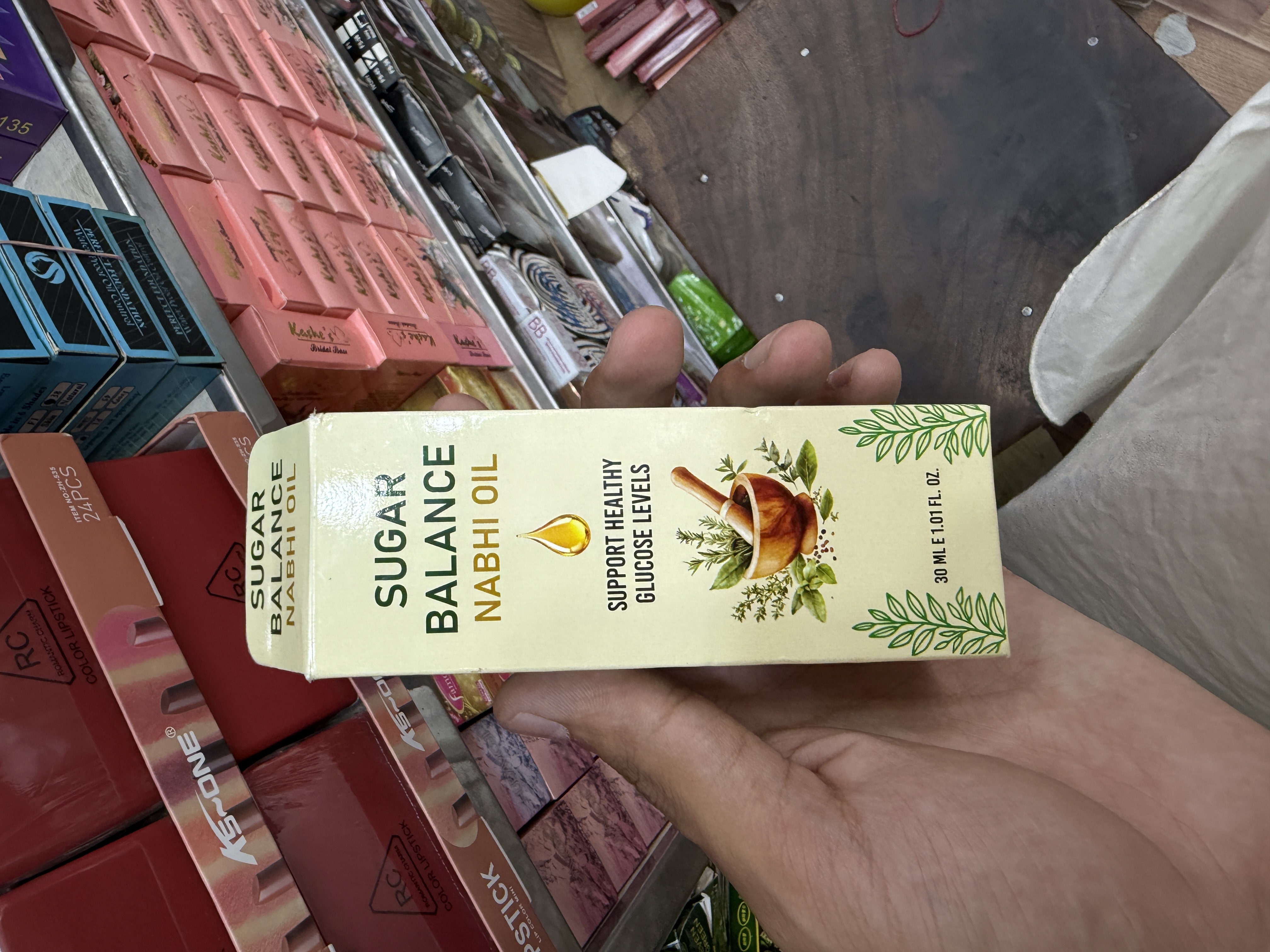 Sugar Balance Nabhi Oil | Herbal Belly Button Oil - 30ml thumbnail 3